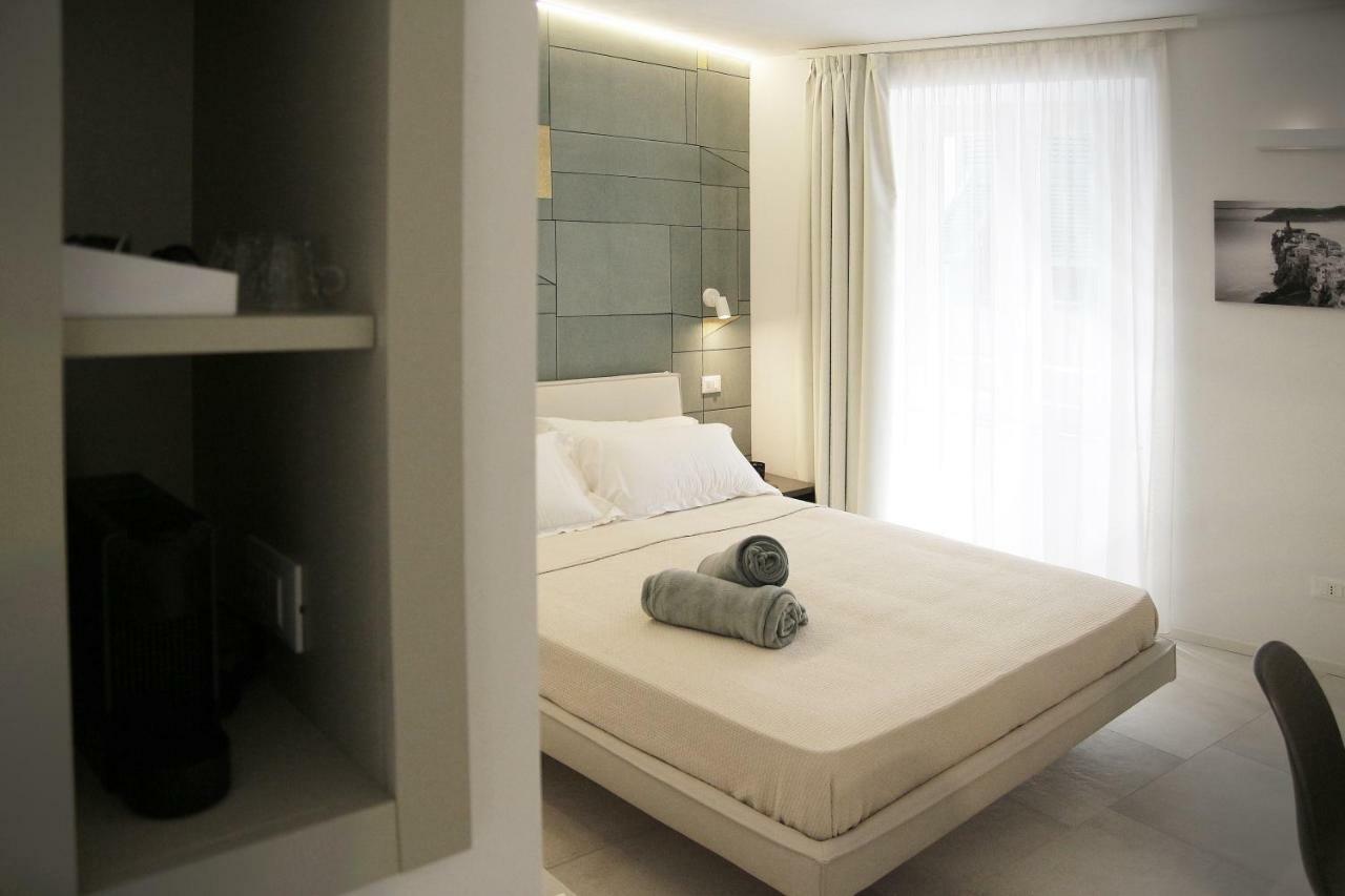 Mada Charm Apartments Terrace&Carugio Вернацца Екстер'єр фото